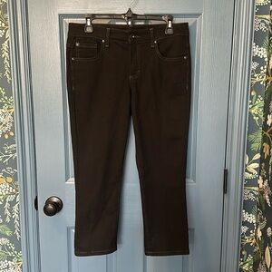 NWOT Bandolino women’s 8 dark black denim cropped jeans